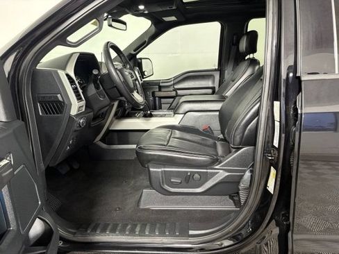 Used 2019 Ford F150 Lariat w/ Equipment Group 502A Luxury AWD/4WD image 24