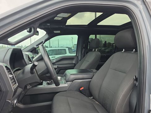 Used 2019 Ford F150 XLT w/ Equipment Group 302A Luxury AWD/4WD image 10