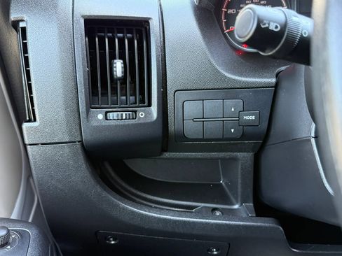 Used 2021 RAM ProMaster 2500 FWD image 19