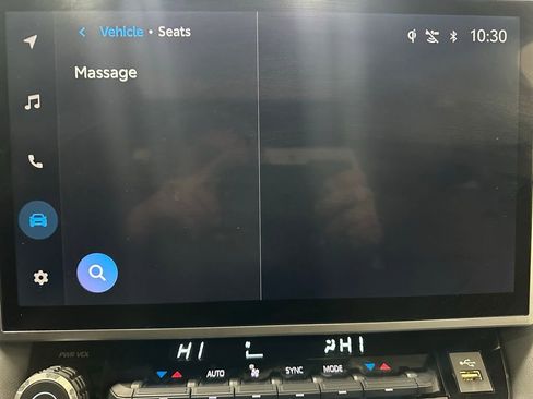 Used 2025 Toyota Tundra Platinum image 31