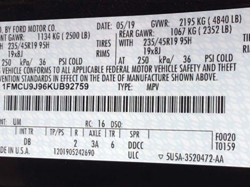 Used 2019 Ford Escape Titanium AWD/4WD image 12