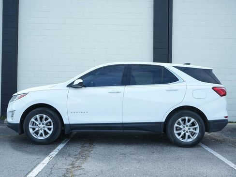 Used 2020 Chevrolet Equinox LT image 3
