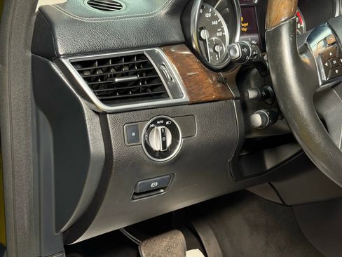 Used 2014 Mercedes-Benz GL 450 GL 450 4MATIC Sport Utility 4D image 44