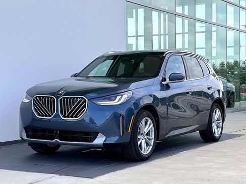 New 2025 BMW X3 xDrive30i w/ Convenience Package image 9