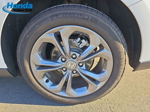 Certified 2024 Honda Accord EX image 33