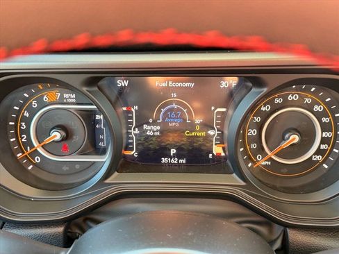 Used 2024 Jeep Wrangler Unlimited Rubicon image 19