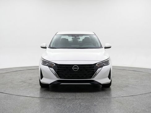 Used 2025 Nissan Sentra S FWD image 2