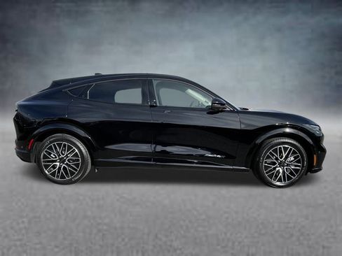 Used 2024 Ford Mustang Mach-E Premium image 4