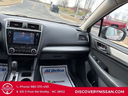 Used 2018 Subaru Outback 2.5i Premium image 30