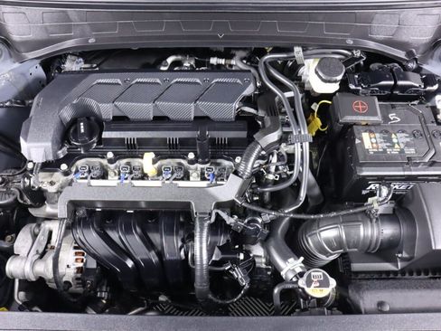 Used 2021 Hyundai Venue SEL FWD image 38