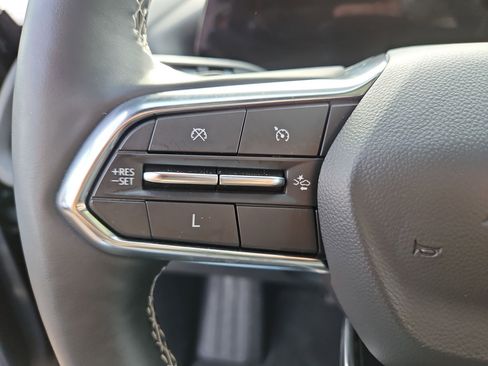 Used 2025 Chevrolet Traverse Z71 w/ Driver Confidence Package image 18