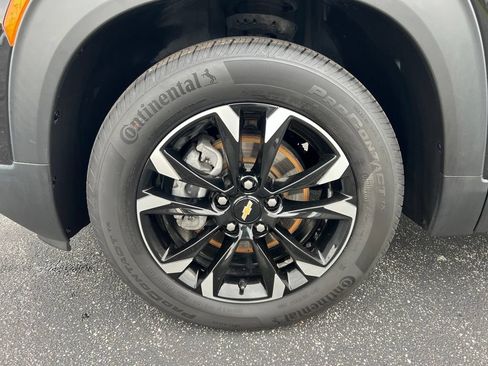 Used 2023 Chevrolet TrailBlazer LT FWD image 31