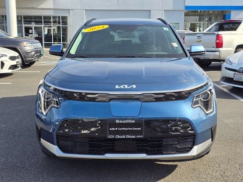 Certified 2024 Kia Niro Wind w/ Wind Preserve Package FWD image 9