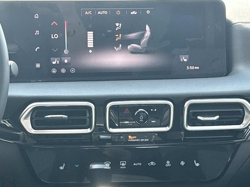 New 2026 Nissan Sentra SV w/ SV Convenience Package FWD image 22