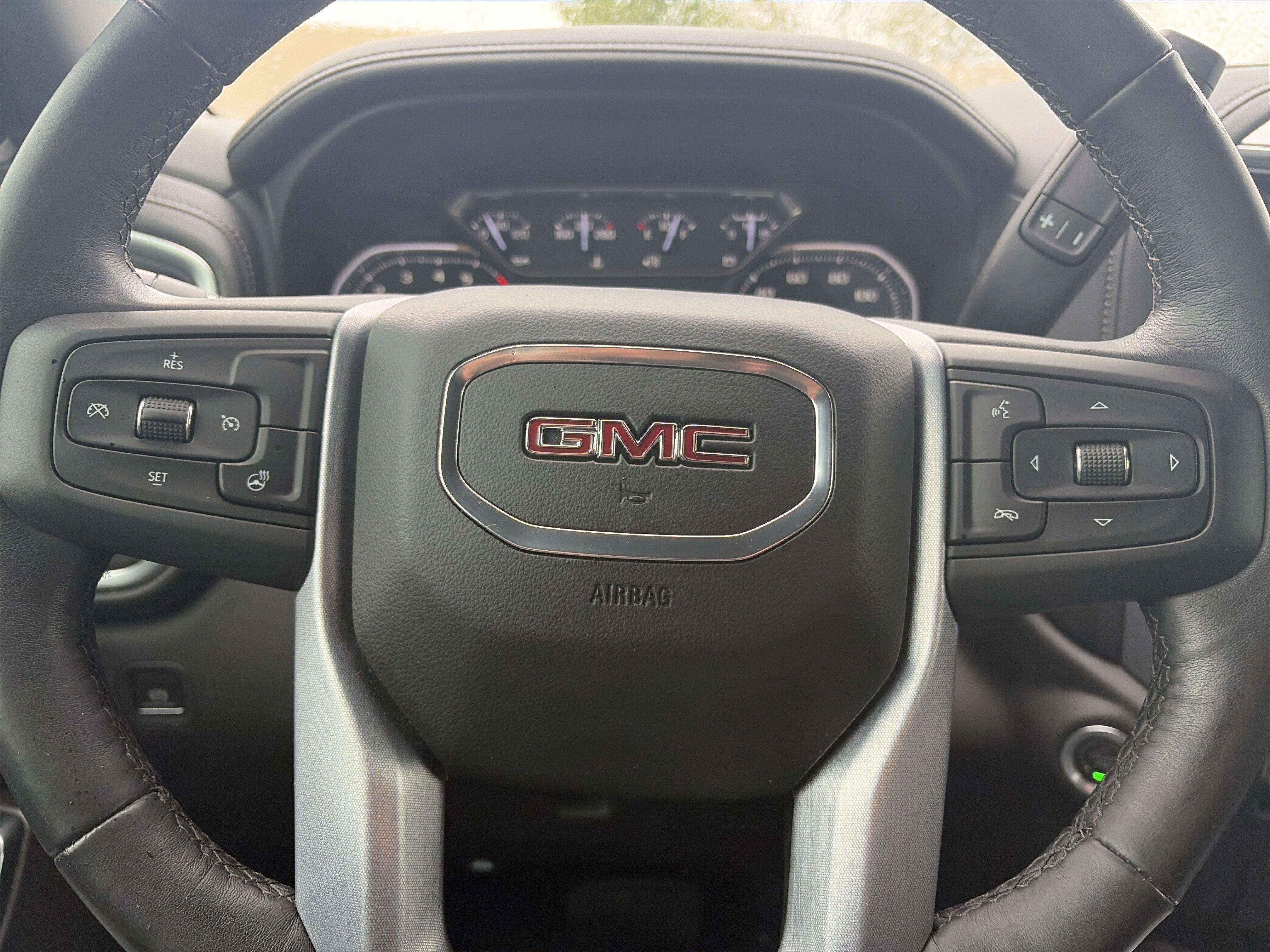 Used 2020 GMC Sierra 1500 Elevation w/ Elevation Value Package AWD/4WD image 21