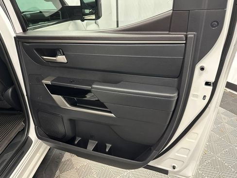 Used 2022 Toyota Tundra Limited AWD/4WD image 18
