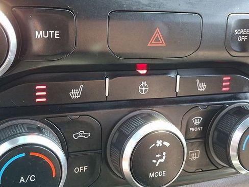 Used 2021 RAM 1500 Big Horn AWD/4WD image 29