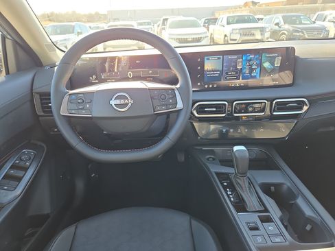 New 2026 Nissan Sentra SR w/ SR Premium Package image 13