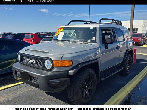 Used 2014 Toyota FJ Cruiser 4WD w/ Upgrade Package image 1