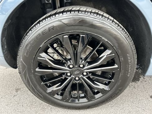 Used 2023 Ford Escape ST-Line Elite image 9