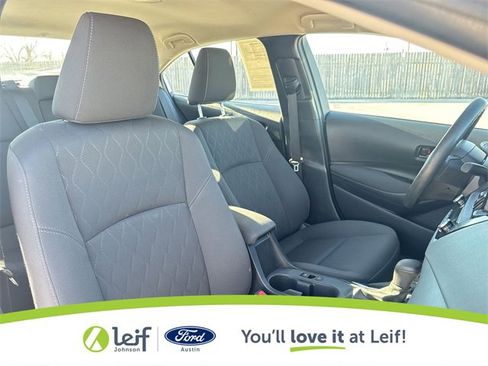 Used 2024 Toyota Corolla LE image 31