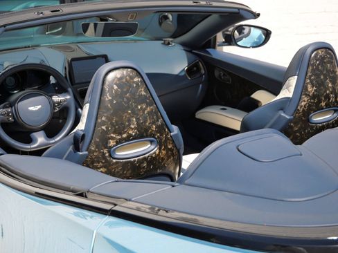 Used 2020 Aston Martin DBS Superleggera Volante RWD image 24