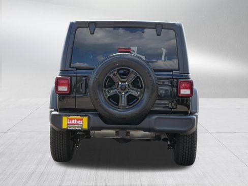 Used 2021 Jeep Wrangler Unlimited Sport AWD/4WD image 6