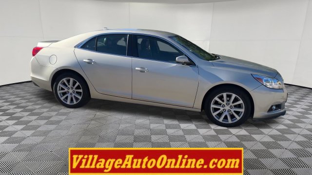Used 2013 Chevrolet Malibu LT FWD image 35