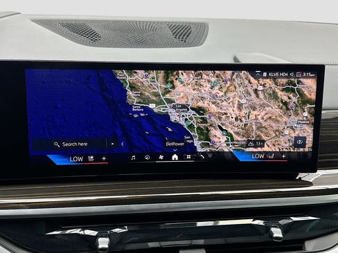 Used 2025 BMW X5 sDrive40i RWD image 9