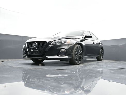Used 2022 Nissan Altima 2.5 SR w/ Midnight Edition Package AWD/4WD image 37