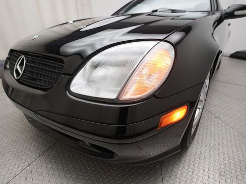 Used 2002 Mercedes-Benz SLK 230 image 18