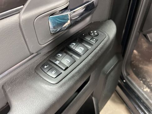 Used 2023 RAM 1500 Classic SLT w/ Trailer & Traction Group AWD/4WD image 21