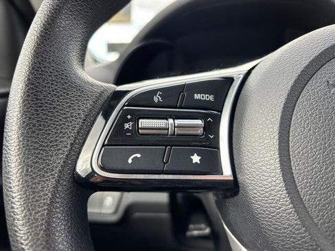 Certified 2024 Kia Forte LXS image 22