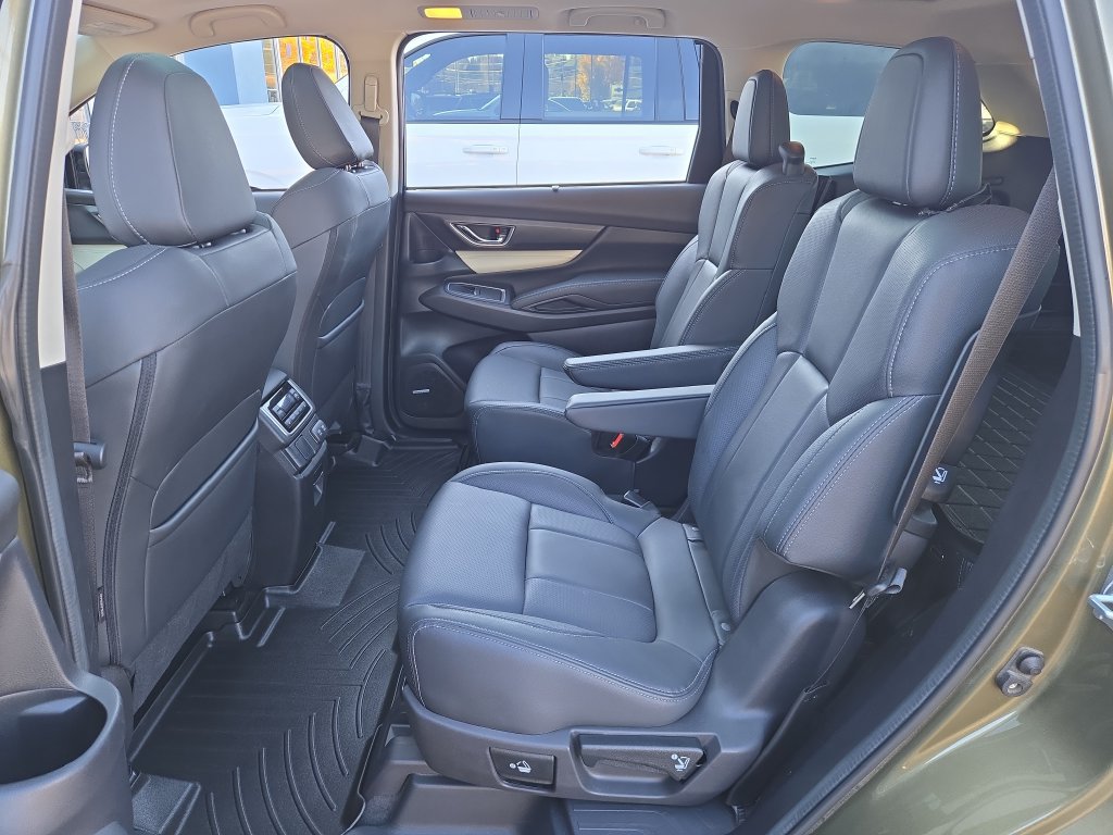 Used 2022 Subaru Ascent Limited w/ Technology Package AWD/4WD image 15