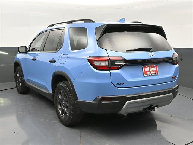 Used 2023 Honda Pilot TrailSport image 4