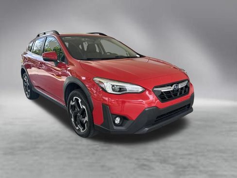 Used 2021 Subaru Crosstrek 2.5i Limited w/ Moonroof Package 2 AWD/4WD image 2