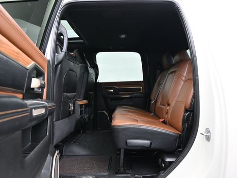 Used 2021 RAM 3500 Limited AWD/4WD image 11