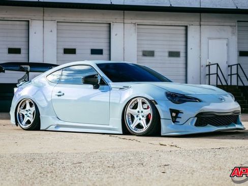 Used 2019 Toyota 86 TRD SE image 5