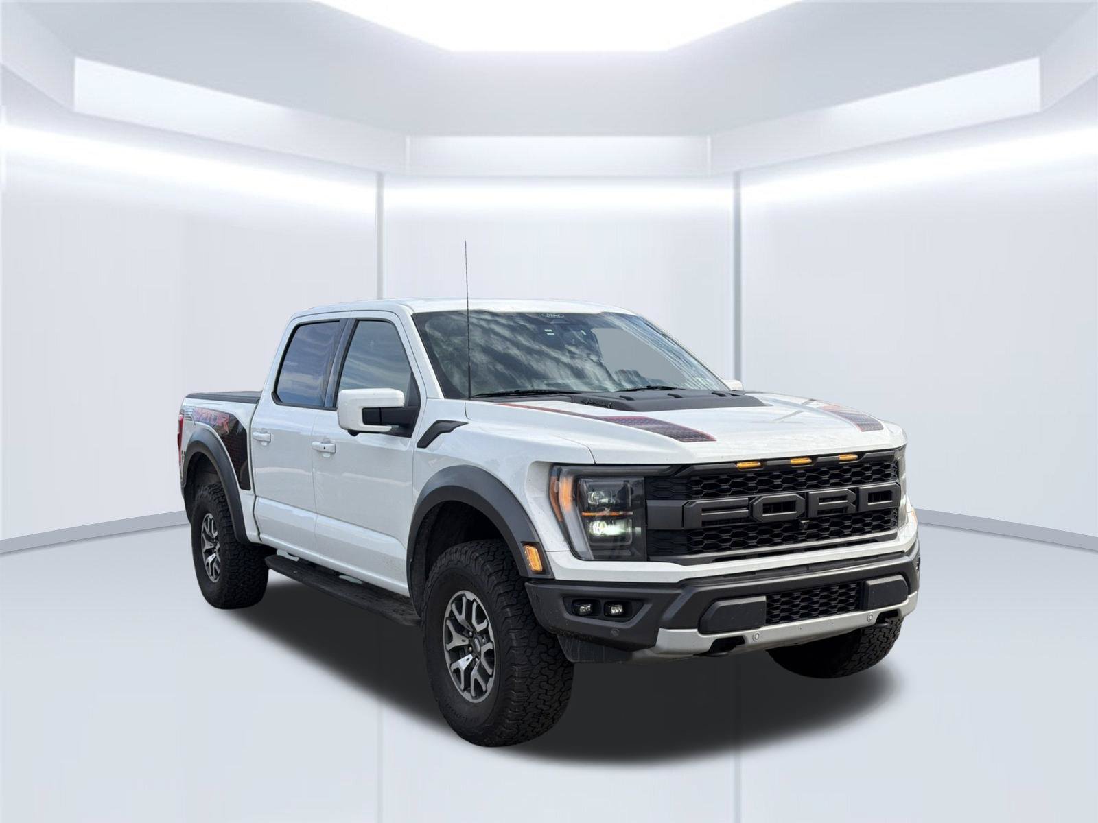 Used 2022 Ford F150 Raptor w/ Equipment Group 801A High AWD/4WD image 2