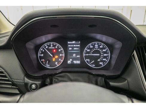 Used 2022 Subaru Legacy Premium image 12