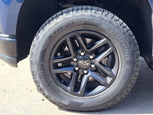 Used 2019 Chevrolet Silverado 1500 LT Trail Boss AWD/4WD image 10