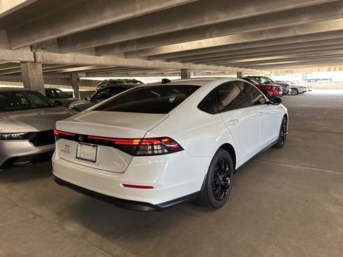 Used 2025 Honda Accord SE image 5