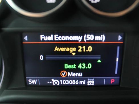 Used 2021 Chevrolet Silverado 1500 RST AWD/4WD image 34