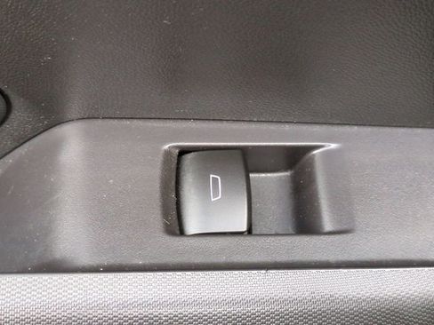 Used 2023 Chevrolet Colorado Z71 image 26