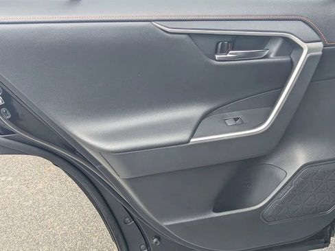 Used 2019 Toyota RAV4 Adventure w/ Cold Weather Package AWD/4WD image 18