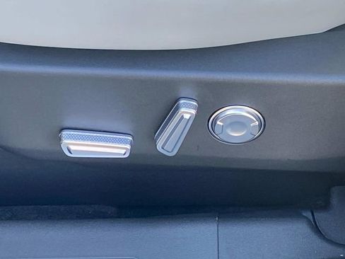 New 2026 Lincoln Nautilus Premier w/ Equipment Group 102A image 13