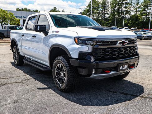 New 2025 Chevrolet Silverado 1500 ZR2 w/ Technology Package image 4