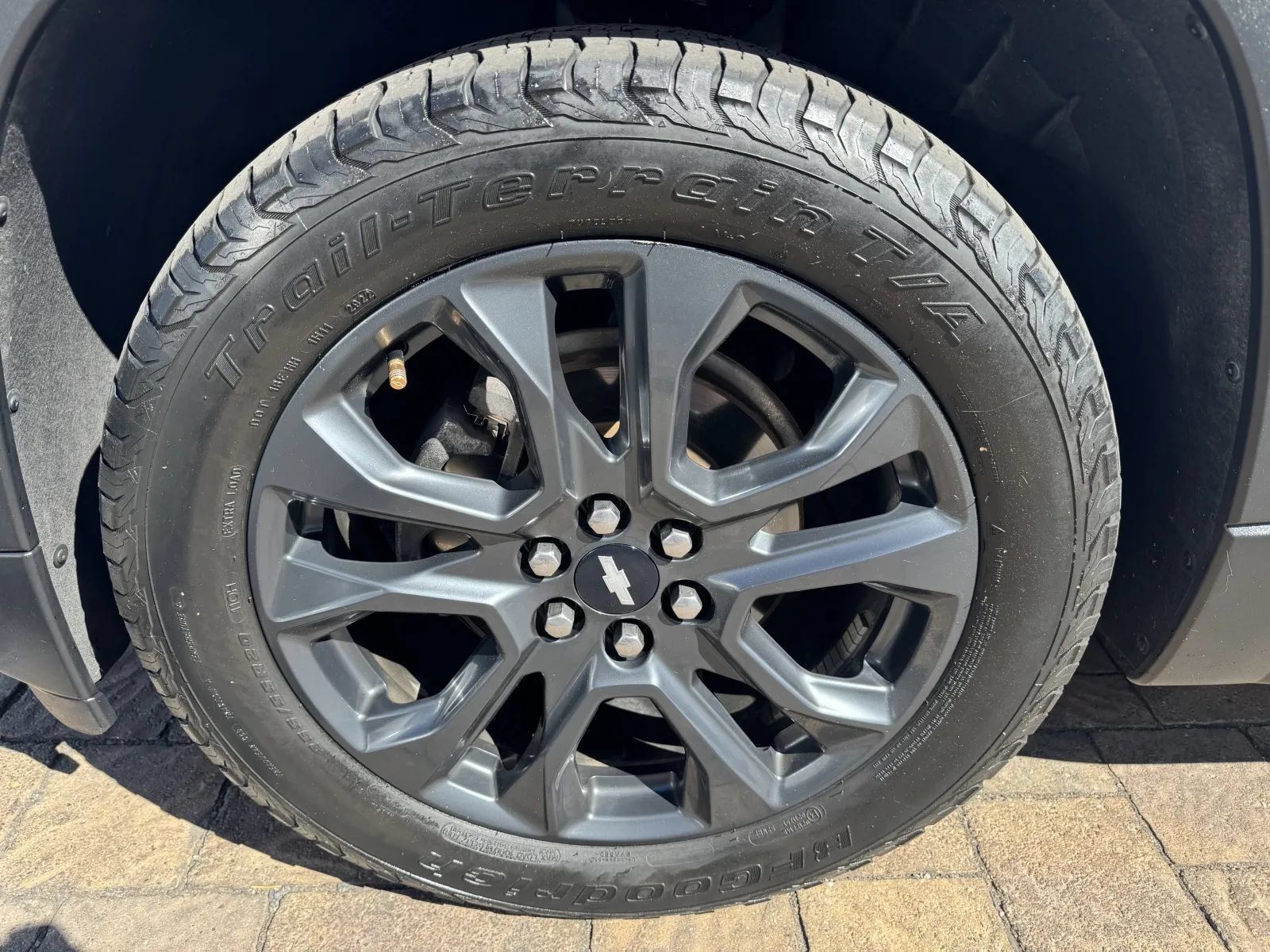 Used 2019 Chevrolet Traverse RS w/ LPO, 'HIT The Road' Package AWD/4WD image 15