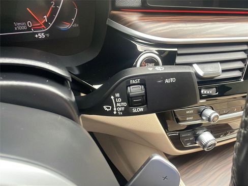 Used 2022 BMW 540i w/ M Sport Package image 26