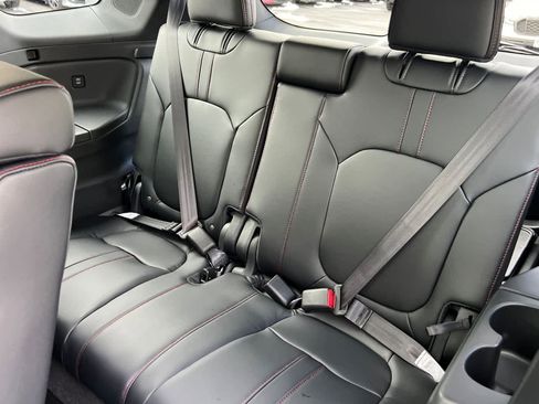 New 2025 Honda Pilot Black Edition image 17